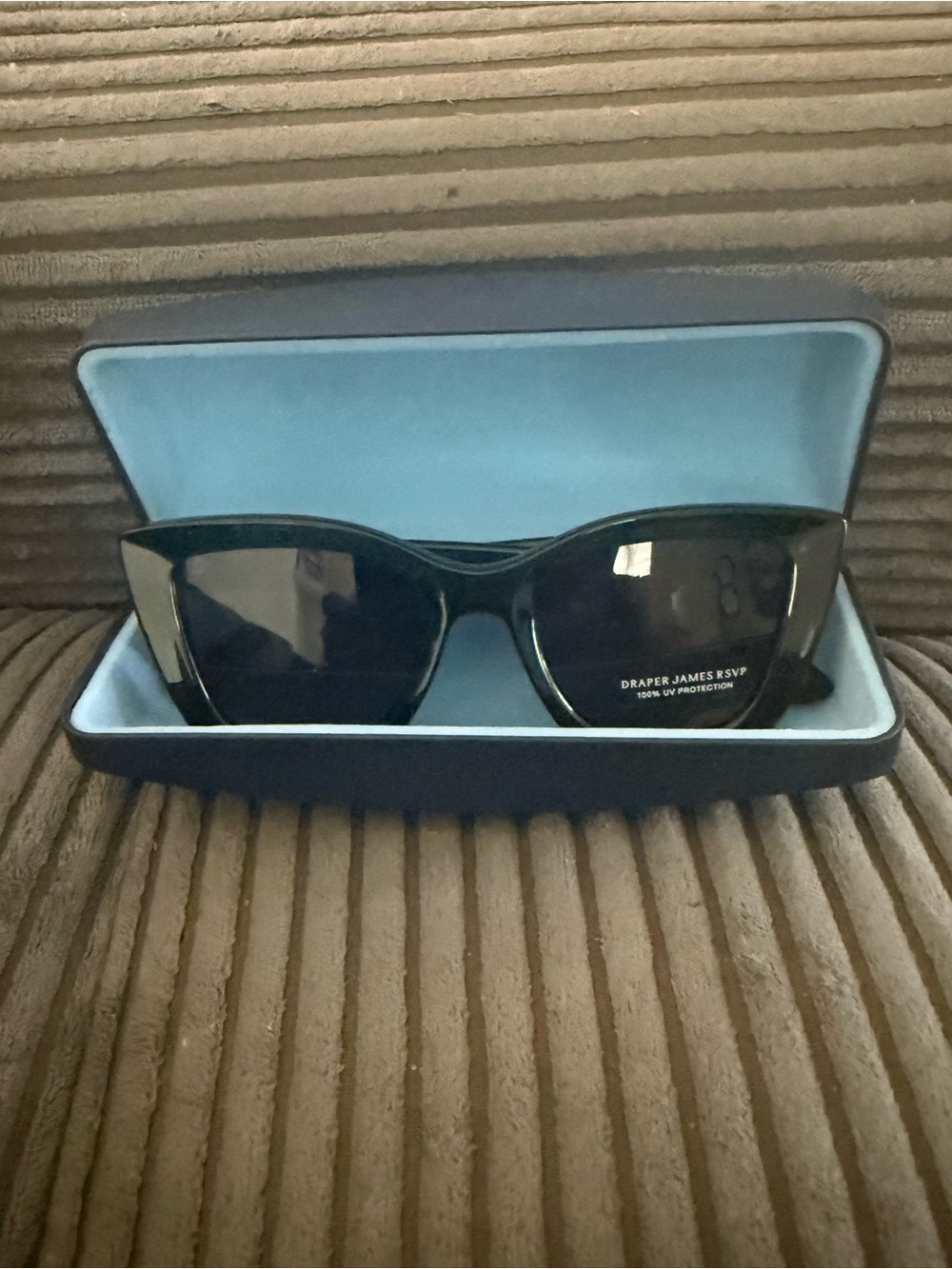 Draper James Black Cat-Eye Sunglasses Brand New! Women’s
